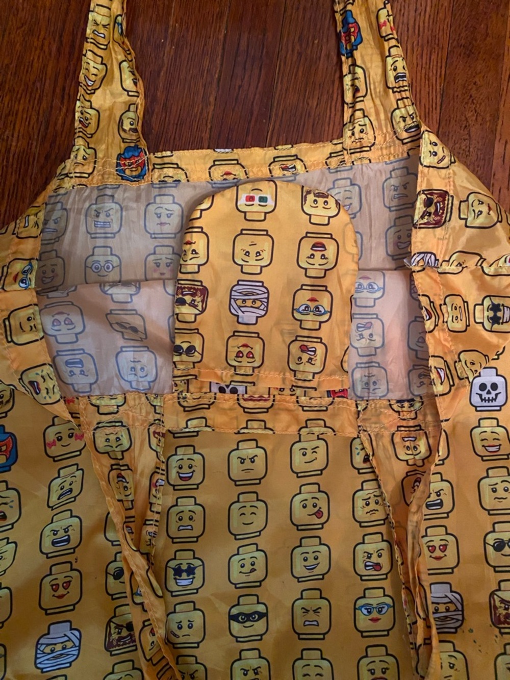 RARE LEGO Store yellow Nylon Tote Bag w/Storage pouch 16x17” Lightweight - Picture 2 of 8